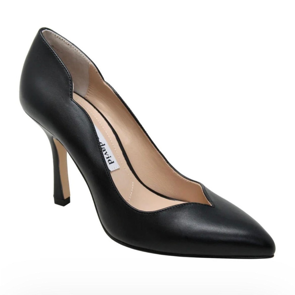 Charles David Innocent Black Leather Sweetheart Slip On Heel Pumps - NWT
